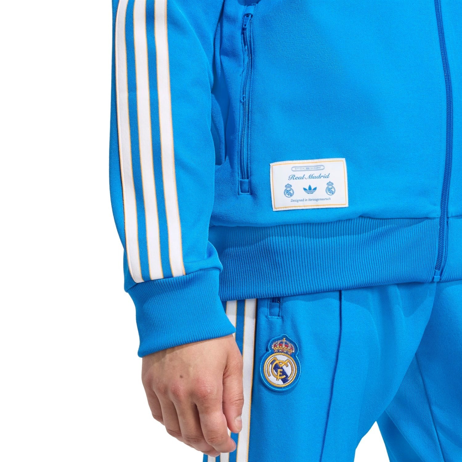 Thumb 4